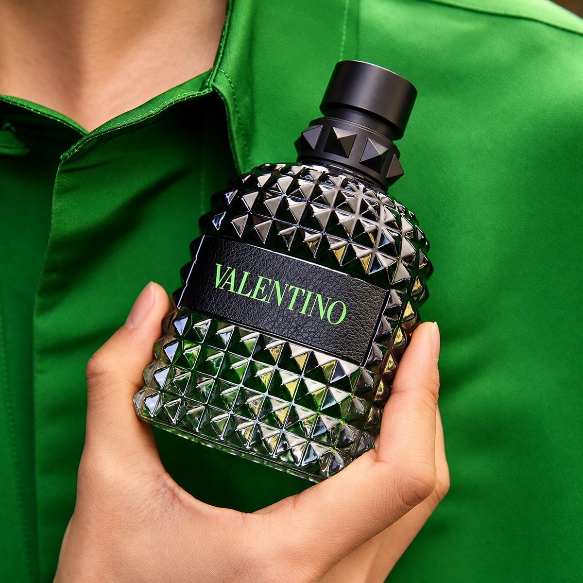 Valentino Uomo Born In Roma Green Stravaganza – 3.4 oz Eau de Toilette